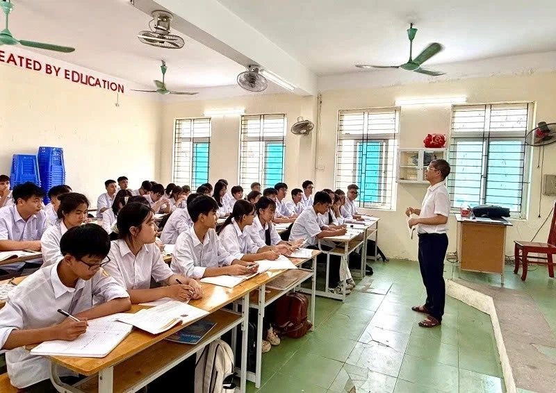 Người thầy truyền lửa đam mê Toán học cho học sinh