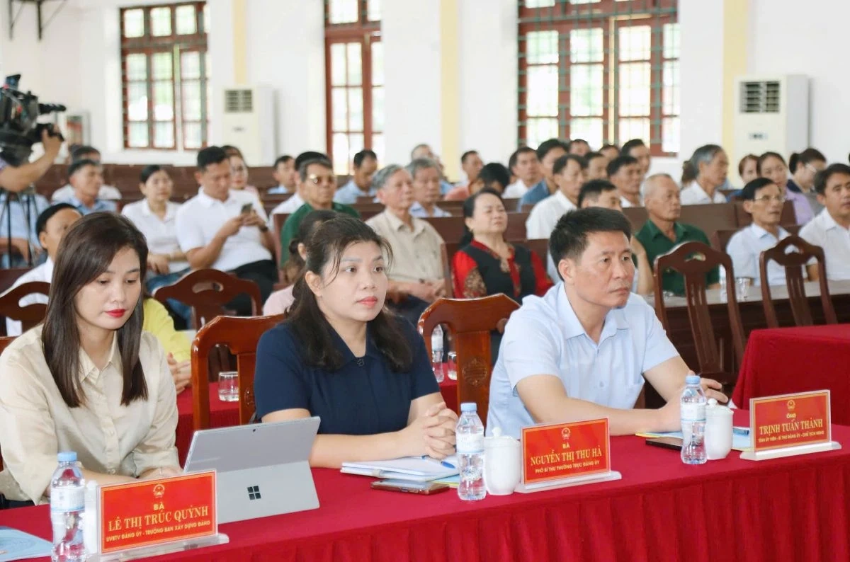 Cử tri Quảng phú kiến nghị các vấn đề liên quan đến tổ chức bộ máy