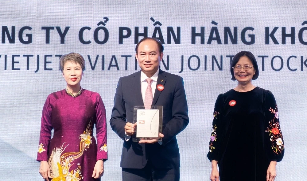 Vietjet nhận “cú đúp” tại giải thưởng phát triển bền vững CSA 2026
