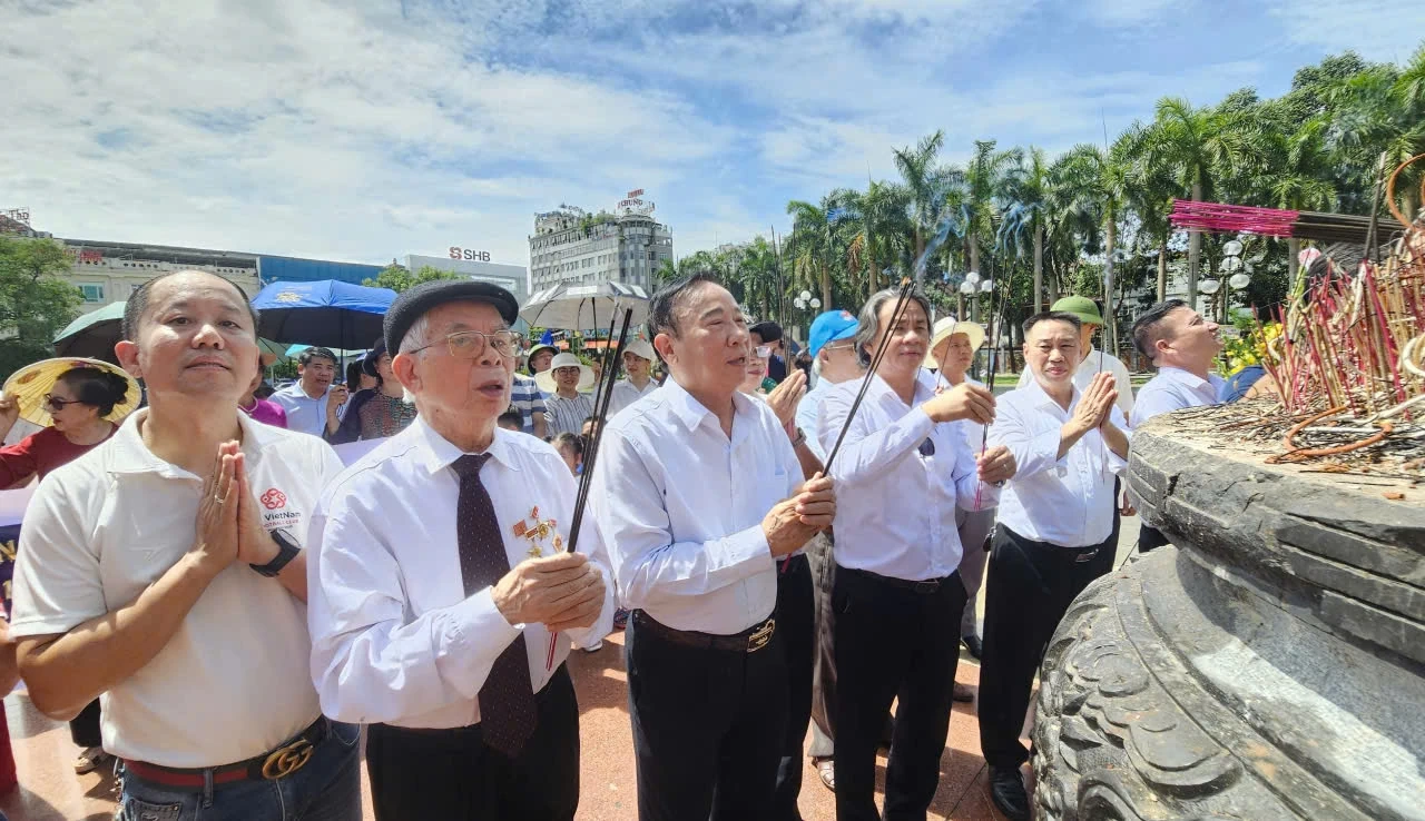 Hành trình về nguồn và kết nối Doanh nhân họ Lê