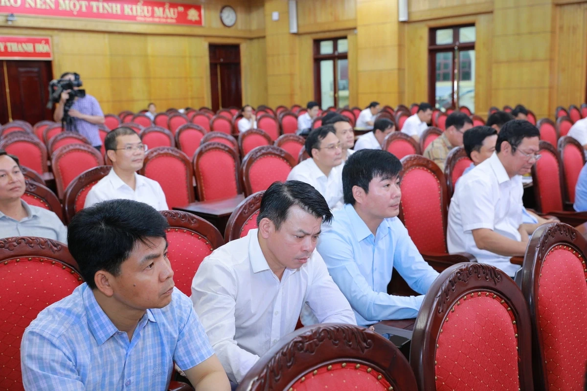 Ban Chấp hành Đảng bộ tỉnh thống nhất điều chỉnh, bổ sung Quy chế làm việc