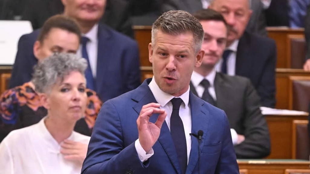 Quốc hội Hungary sửa đổi Hiến pháp, chặn đường trở lại của ông Orban