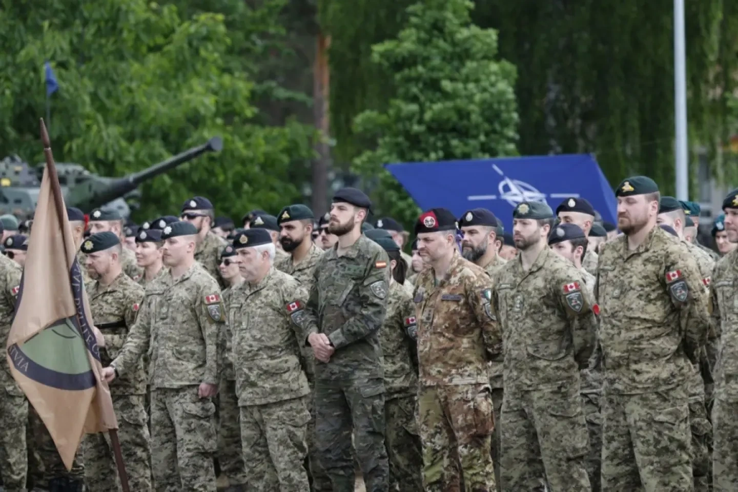 NATO xác nhận kế hoạch tăng cường năng lực quốc phòng trước sức ép của Mỹ