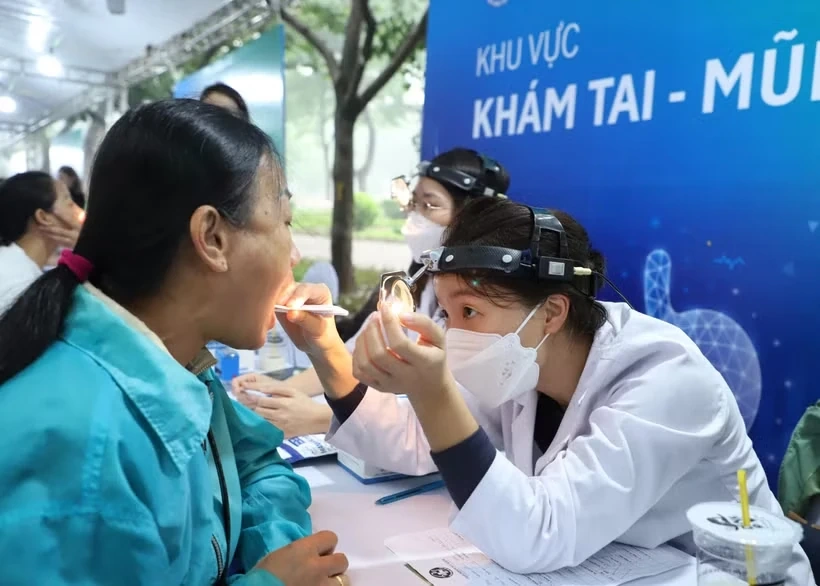 Bộ GD-ĐT dự kiến siết chuẩn đào tạo đại học nhóm ngành sức khỏe, pháp luật