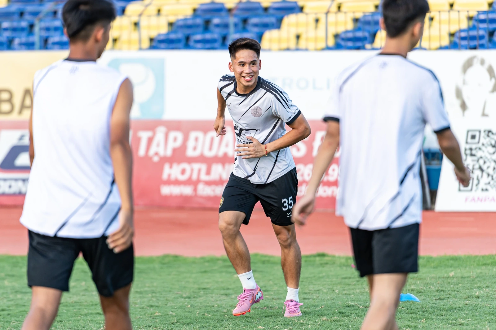 U21 Đông Á Thanh Hóa quyết tâm giành vé dự VCK quốc gia với lực lượng trẻ nhất giải
