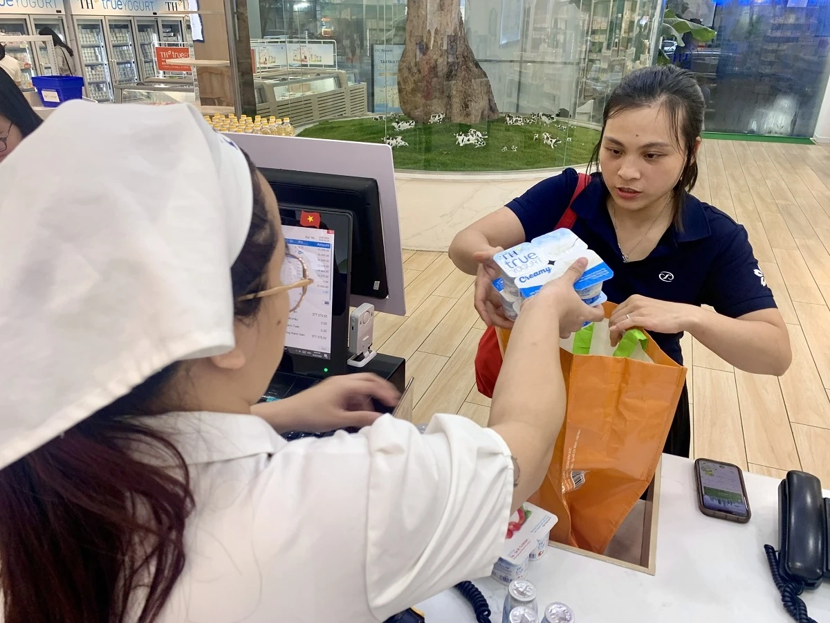 Tiêu dùng xanh bắt đầu từ việc bớt một chiếc túi ni lông