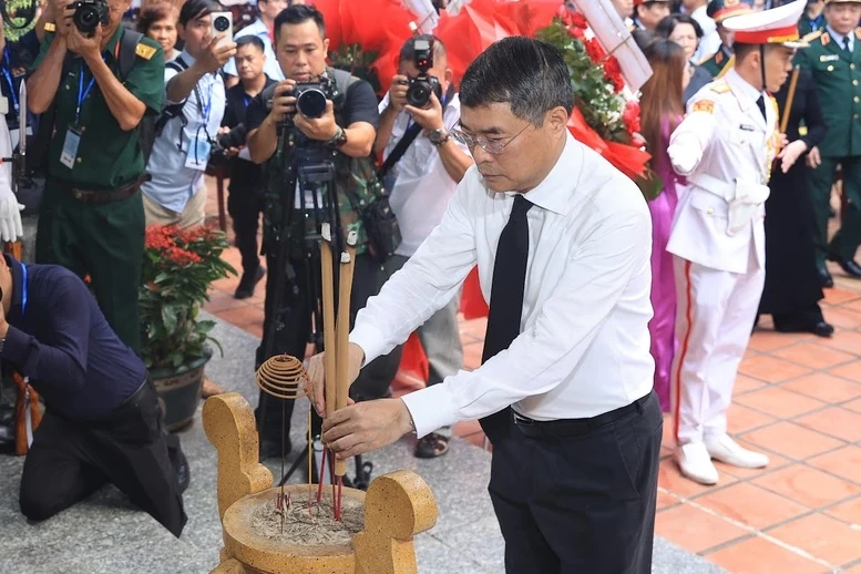 Thủ tướng Chính phủ Lê Minh Hưng: Bằng mọi giá, phải nỗ lực, quyết tâm cao nhất để tìm kiếm, quy tập và xác định danh tính hài cốt liệt sĩ