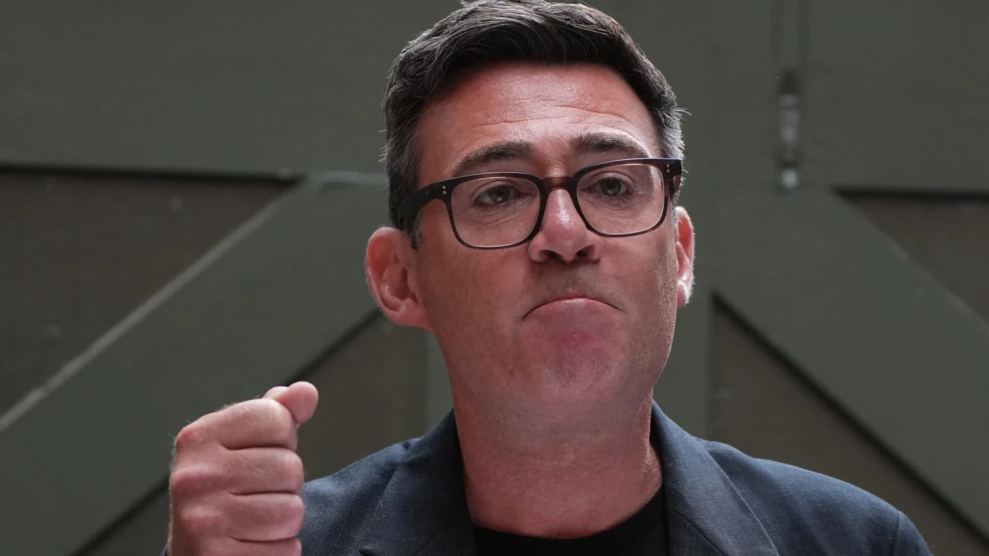 Công đảng Anh khởi động bầu lãnh đạo mới, ông Andy Burnham gần như chắc chắn kế nhiệm Thủ tướng Starmer