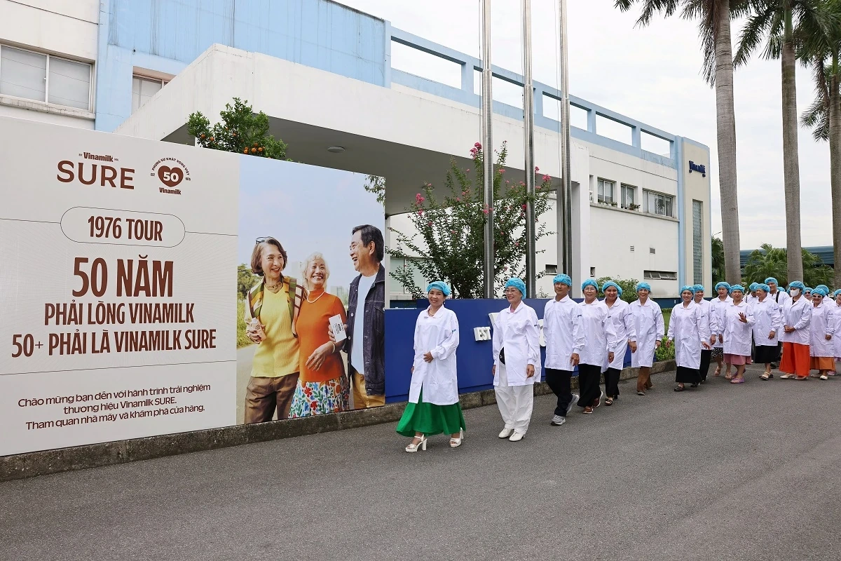 50 năm tin yêu Vinamilk, tuổi 50+ chọn Vinamilk Sure để sống khỏe mỗi ngày