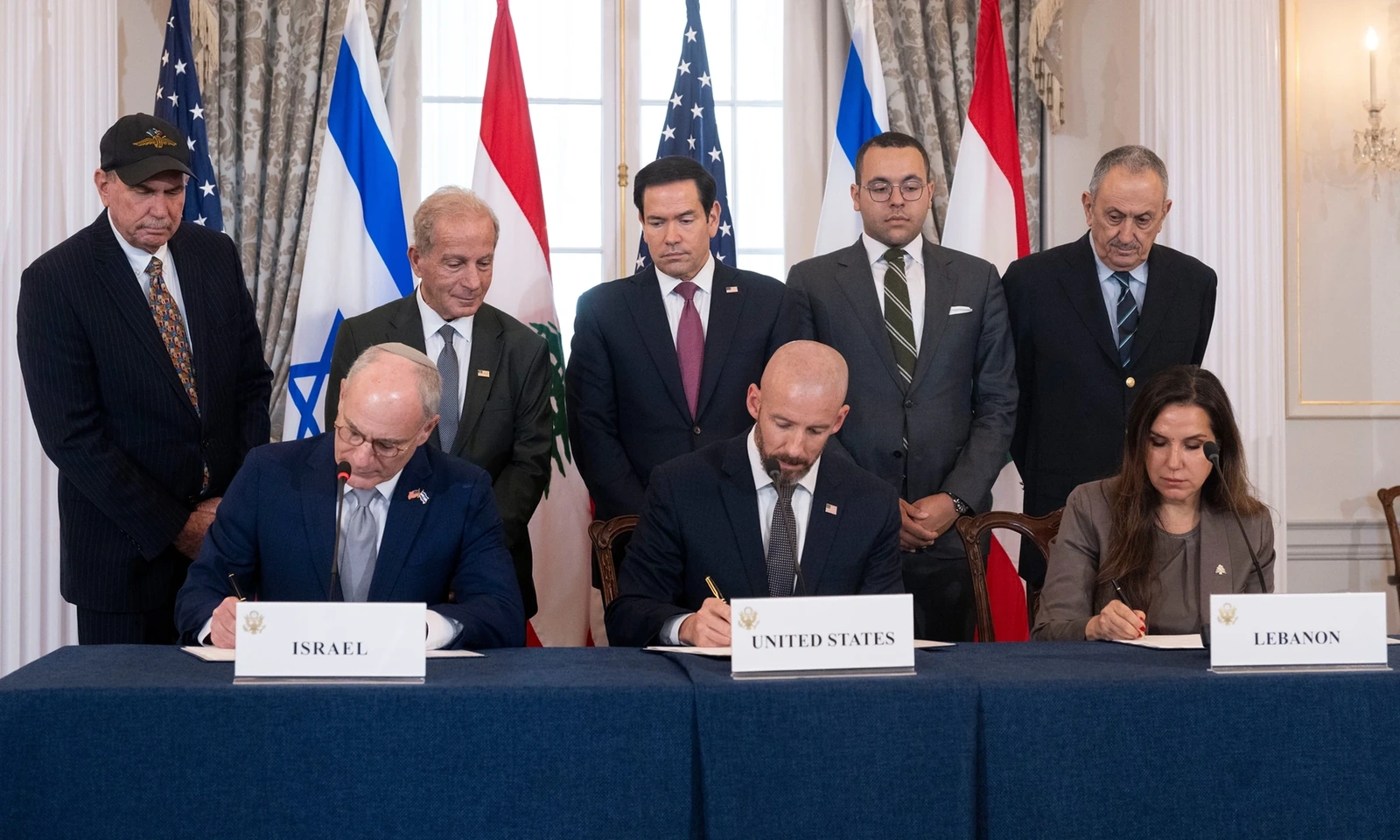 Israel tăng cường không kích miền Nam Lebanon sau đàm phán rút quân tại Rome