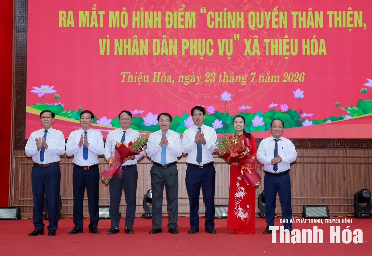 Ra mắt mô hình “Chính quyền thân thiện, vì Nhân dân phục vụ” tại xã Thiệu Hóa