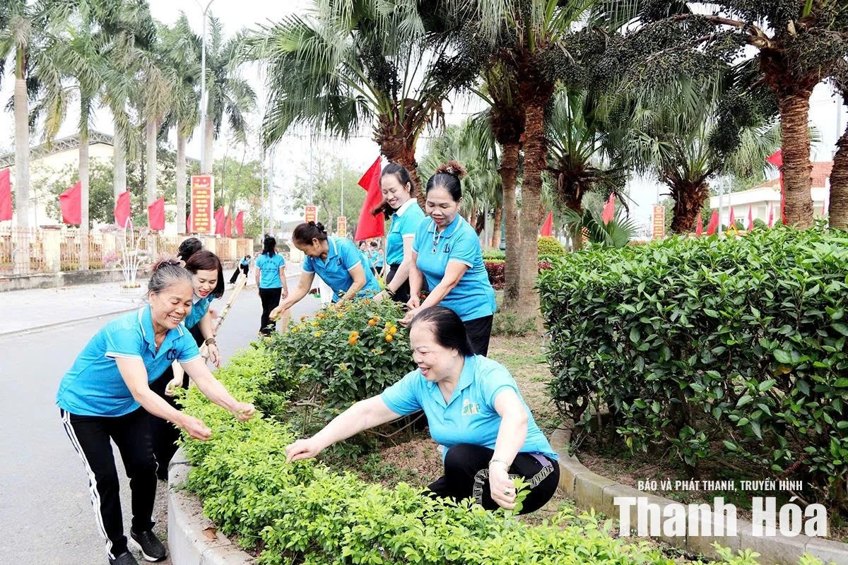 Làm đẹp làng quê từ những điều bình dị