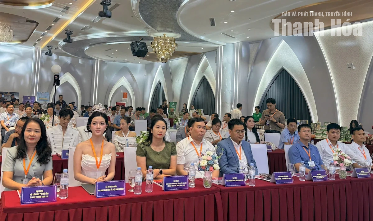Ra mắt Câu lạc bộ “Niềm tin số Thanh Hóa”