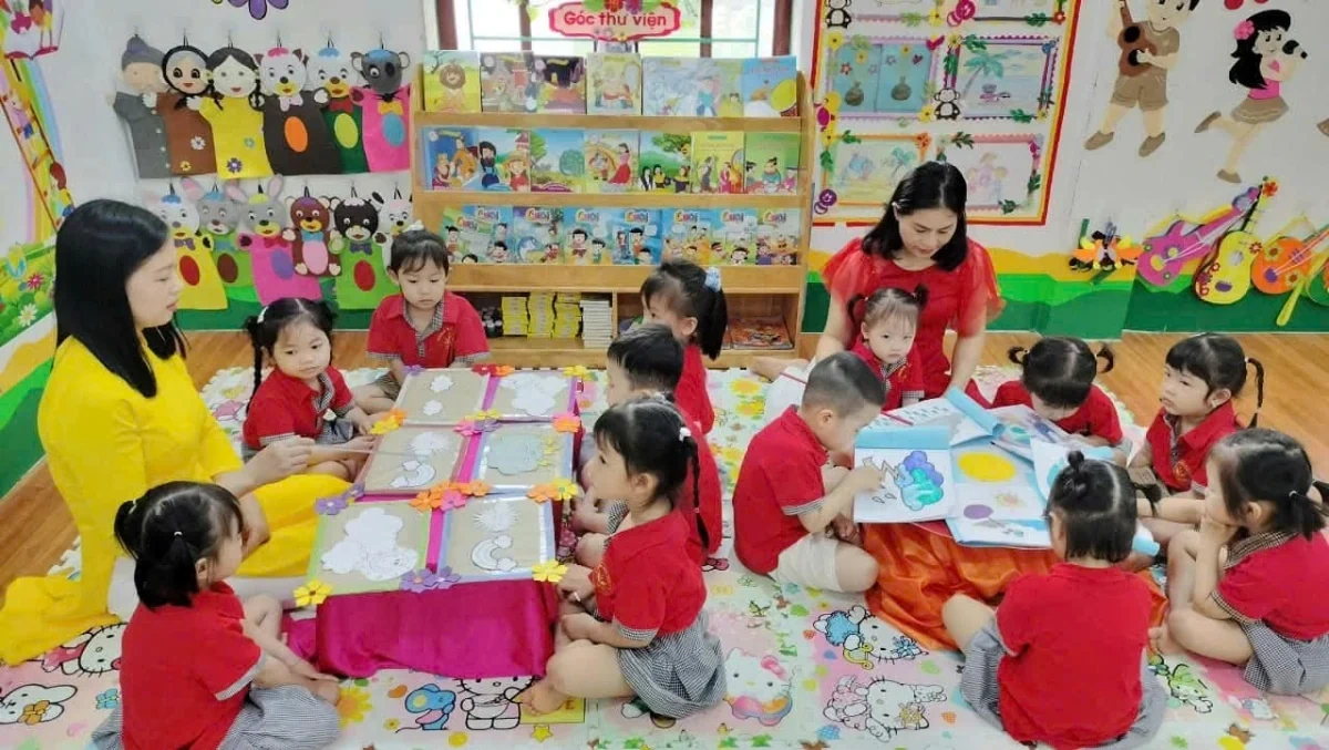 Hơn 8.000 người đăng ký dự tuyển giáo viên