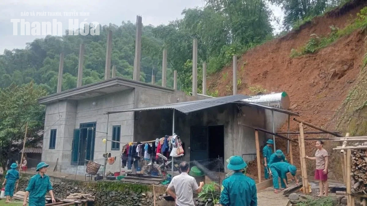 Sạt lở ta luy dương, 6 hộ dân ở xã Hiền Kiệt bị ảnh hưởng