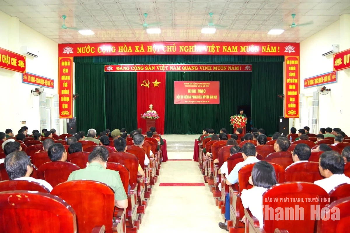 Khai mạc diễn tập chiến đấu phòng thủ xã Hợp Tiến
