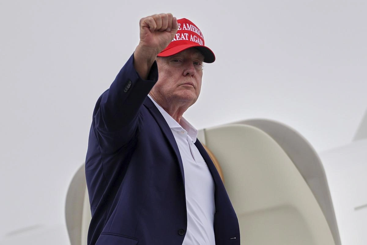 Ông Trump dọa sẽ “tấn công dữ dội” nếu Oman can thiệp vào đàm phán Mỹ- Iran