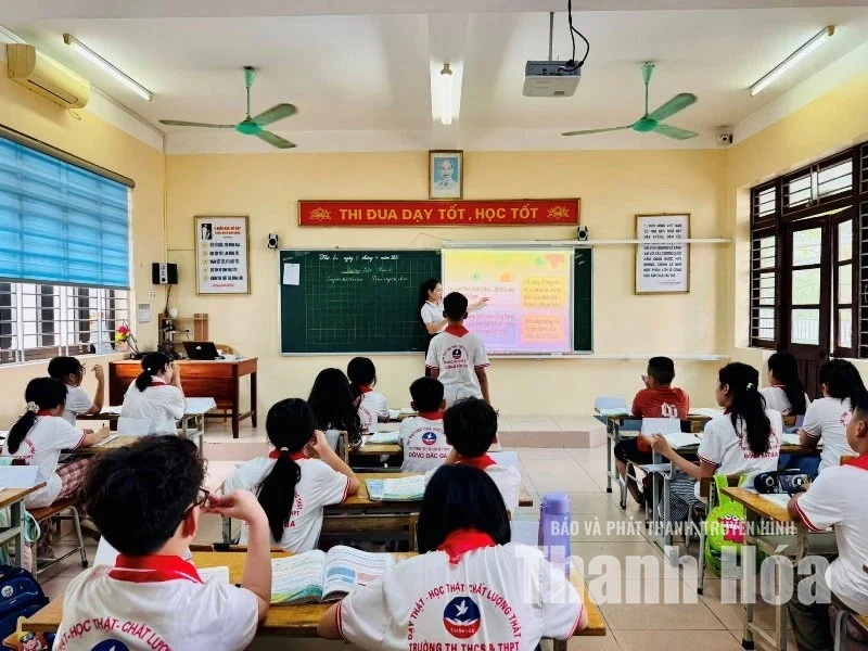 Đưa tiếng Anh thành ngôn ngữ thứ hai trong trường học