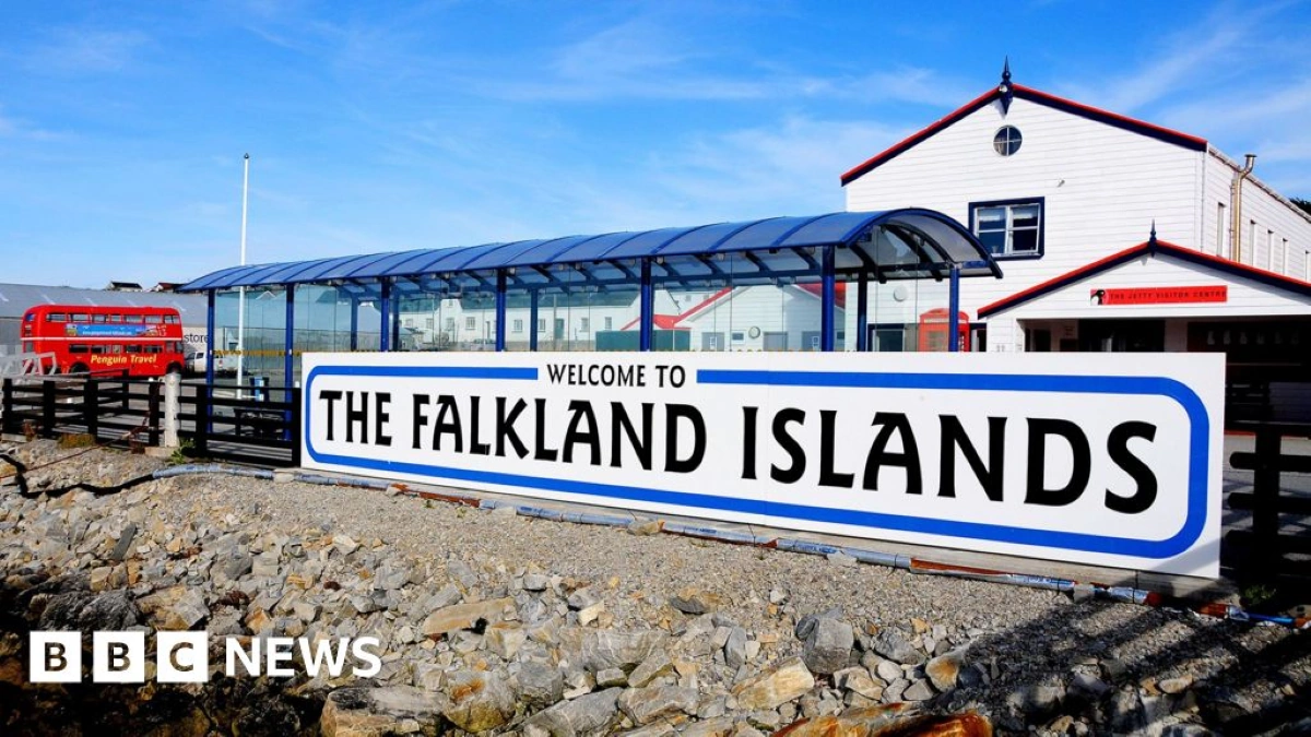 Falklands trở thành điểm nóng mới trong bất đồng quốc phòng Mỹ-Anh