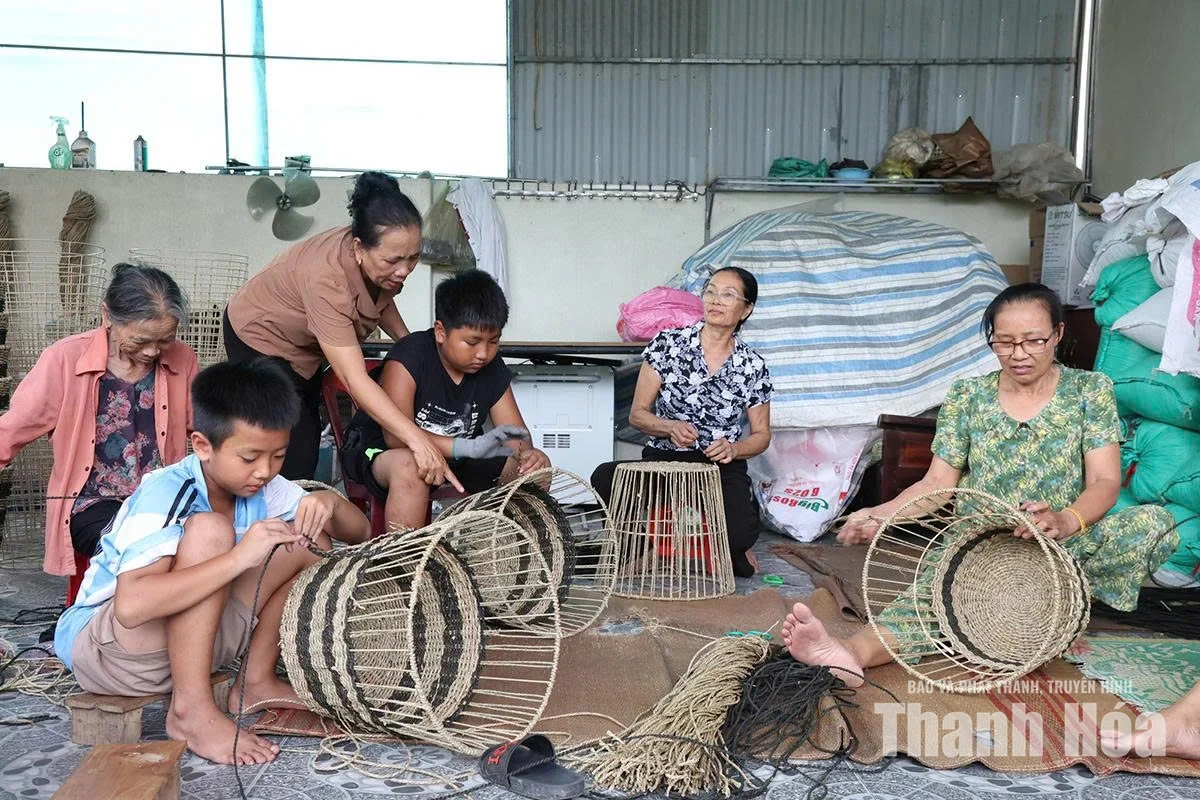 Nghề cũ - đường sống mới
