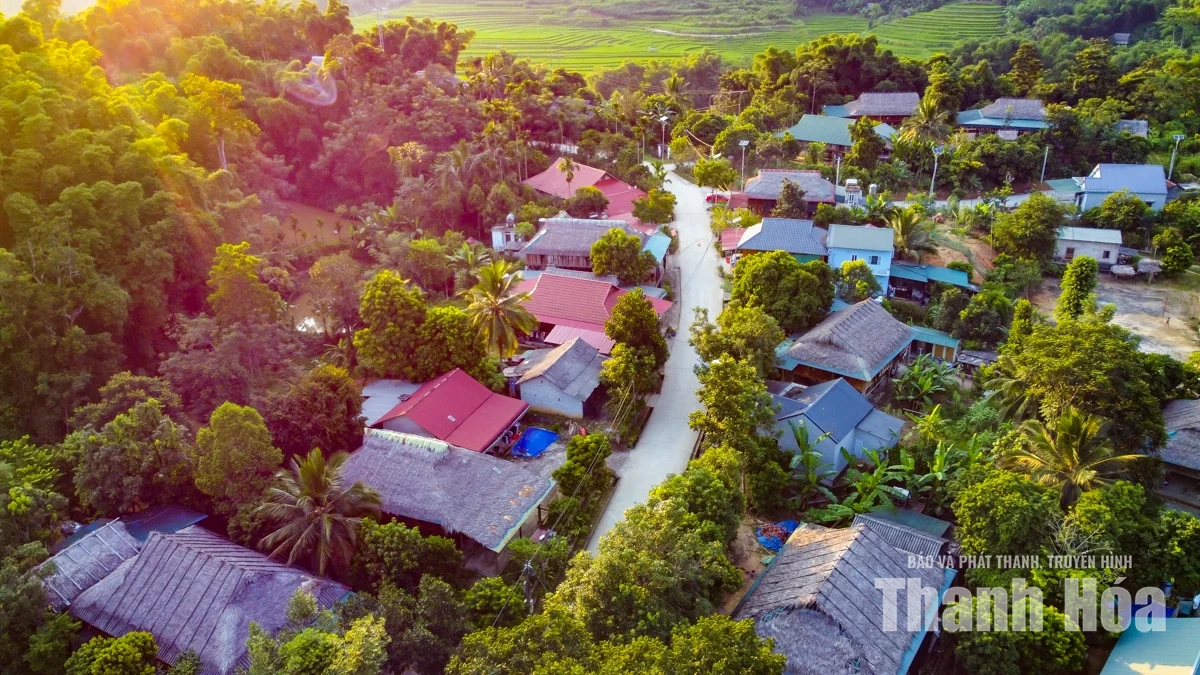 Bản Ngàm “thức giấc” bên dòng sông Luồng