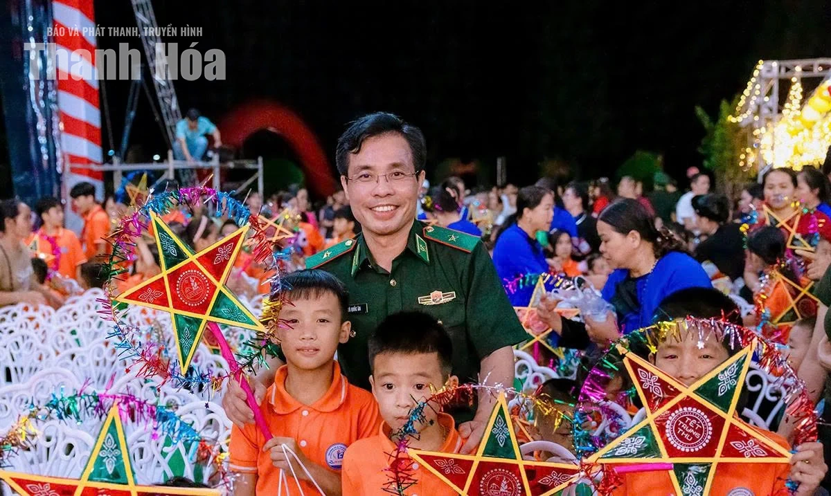 Gieo niềm tin nơi biên cương, giữ vững thế trận lòng dân