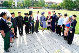 Khen thưởng các tập thể, cá nhân trong xây dựng khối đại đoàn kết dân tộc và thực hiện các nhiệm vụ công tác mặt trận