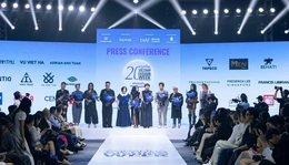 Tuần lễ Thời trang Quốc tế Việt Nam Thu Đông 2025 quy tụ nhiều nhà thiết kế quốc tế