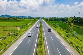 Điều chỉnh tạm thời phương tiện lưu thông trên cao tốc Cầu Giẽ-Ninh Bình