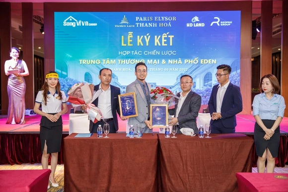 Song Vi VN Group ký kết gói tư vấn thông tin D ự án Paris Elysor Thanh H óa