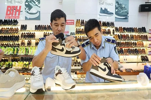 Hàng giả vẫn “sống khỏe” nếu người tiêu dùng còn dễ dãi