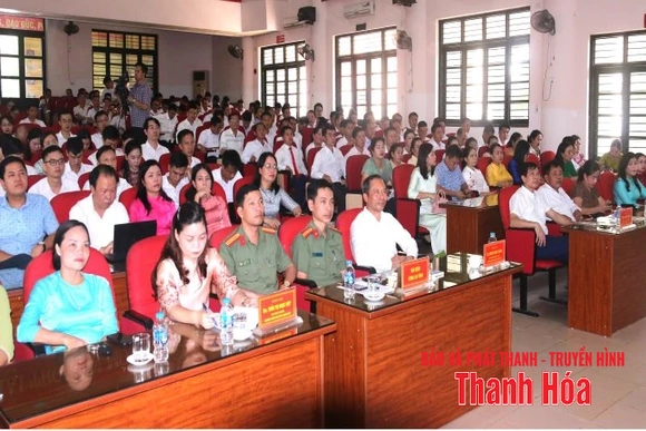 Khai giảng các lớp Trung cấp lý luận chính trị hệ tập trung khóa học 2025-2026