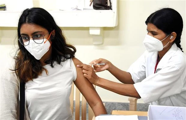 Ấn Độ cho phép thử nghiệm tiêm tăng cường bằng vaccine Covovax