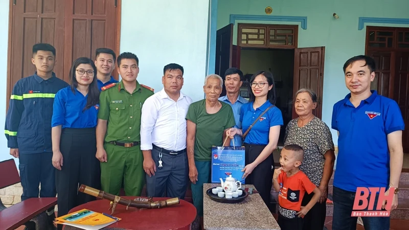 Thiết thực chương trình “Hành trình thanh niên kết nối - tri ân, chung tay vì cộng đồng”