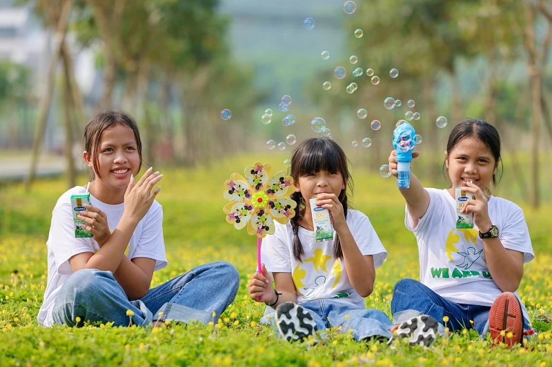 Vinamilk và Quỹ sữa Vươn cao Việt Nam tổ chức nhiều hoạt động đồng hành nhân dịp 15 thành lập