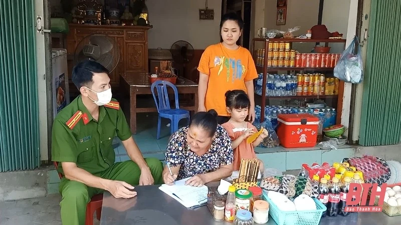 Triển khai lực lượng chống ùn tắc giao thông trong thời gian sửa chữa cầu Sâng