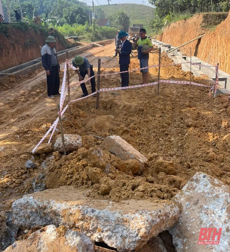 Phát hiện vật thể nghi là bom ở xã Tân Thành