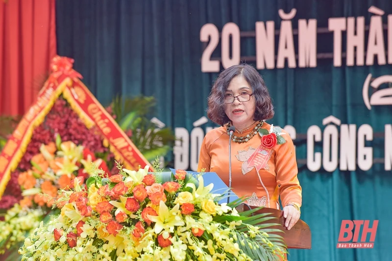 Trường THPT Hậu Lộc 3 kỷ niệm 20 năm thành lập và Đón Bằng công nhận đạt chuẩn Quốc gia mức độ 1