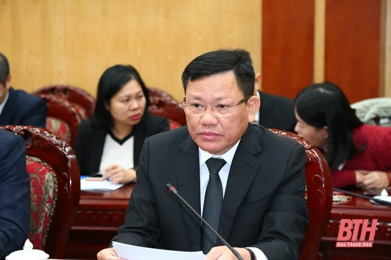 Giao ban công tác đất liền giữa 2 tỉnh Thanh Hoá - Hủa Phăn