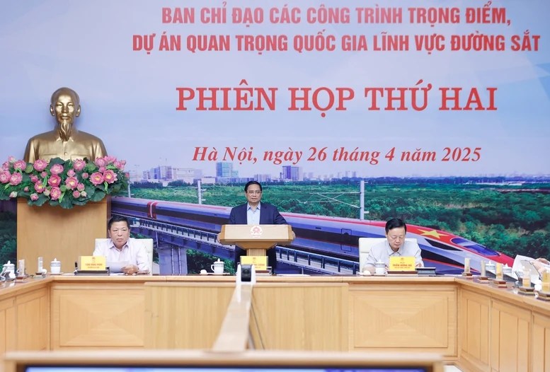 Thủ tướng chủ trì phiên họp thứ hai Ban Chỉ đạo các dự án đường sắt