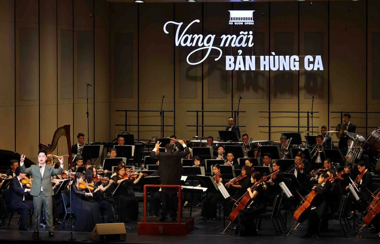 Chương trình nghệ thuật đặc biệt “Vang mãi bản hùng ca”