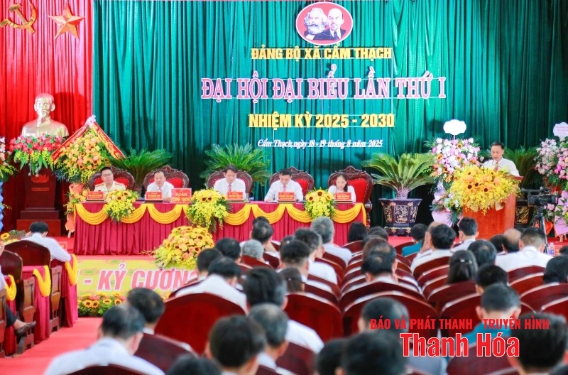 Xây dựng xã Cẩm Thạch phát triển nhanh, bền vững