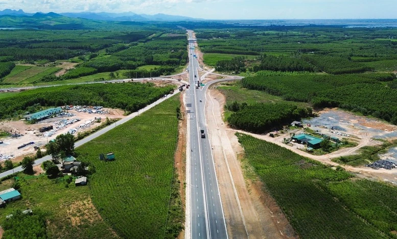 Thông tuyến cao tốc từ Hà Nội đến Đà Nẵng vào ngày mai (19/8)