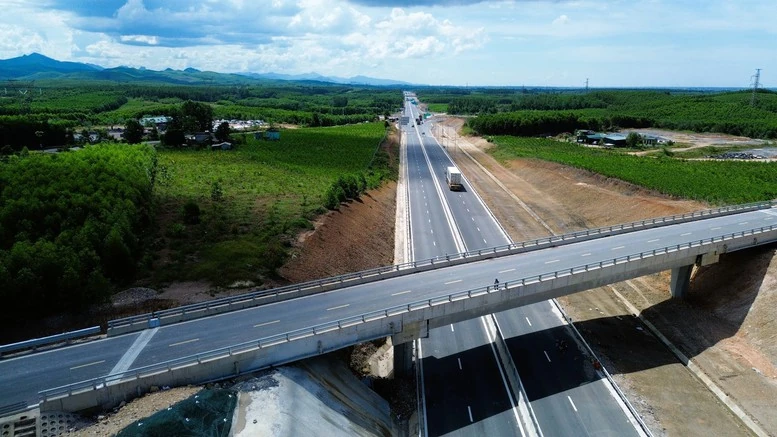 Thông tuyến cao tốc từ Hà Nội đến Đà Nẵng vào ngày mai (19/8)