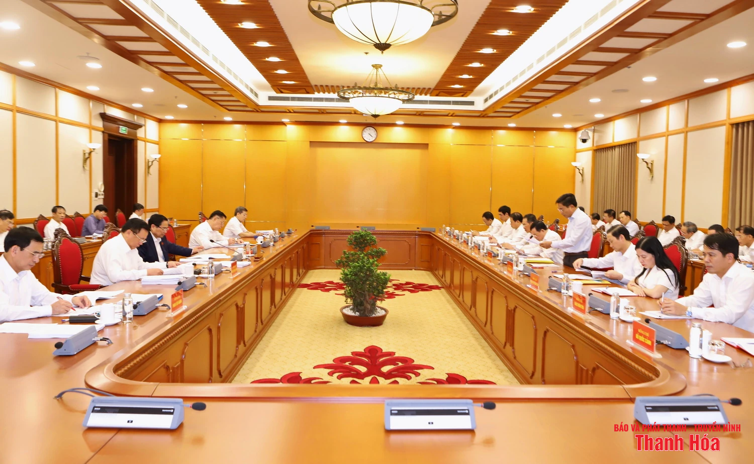 Thủ tướng Chính phủ Phạm Minh Chính chủ trì duyệt Đại hội đại biểu Đảng bộ tỉnh Thanh Hóa lần thứ XX, nhiệm kỳ 2025-2030