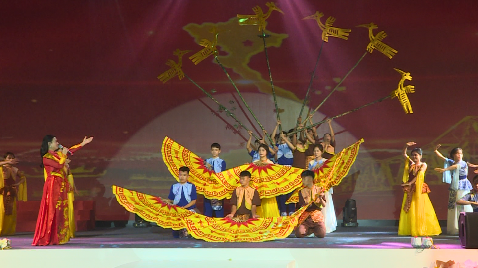 Đêm nhạc Nobel Concert Night 2: “Giai điệu kết nối non sông - Hòa nhịp tự hào”