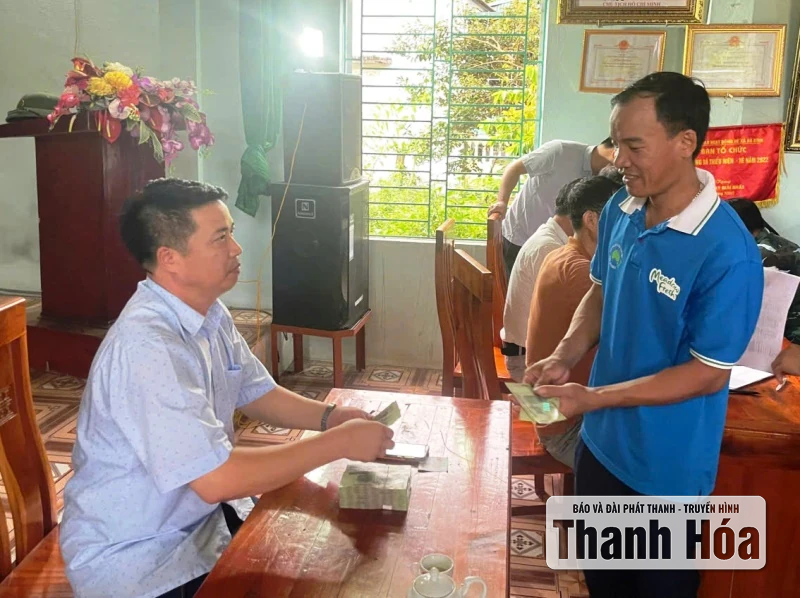 Xã Hoạt Giang cơ bản hoàn thành việc phát quà Tết Độc lập