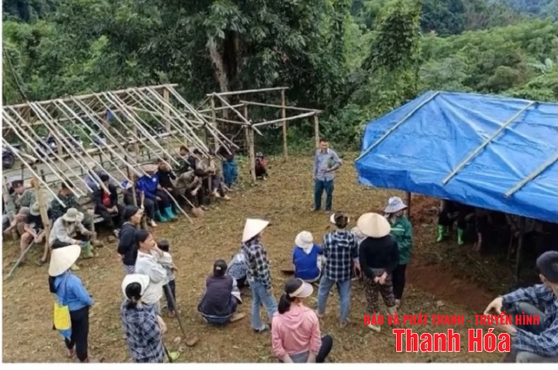 Xã Na Mèo di dời 293 nhân khẩu tránh trú bão số 5 đến nơi an toàn 