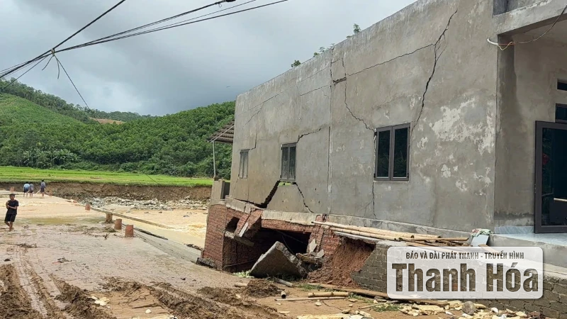 Xã Yên Nhân nhiều nhà dân bị hư hỏng, chia cắt