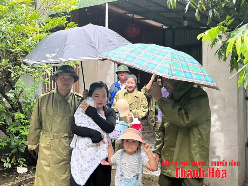Phường Nam Sầm Sơn Sơ tán 262 hộ dân đến nơi an toàn để tránh bão